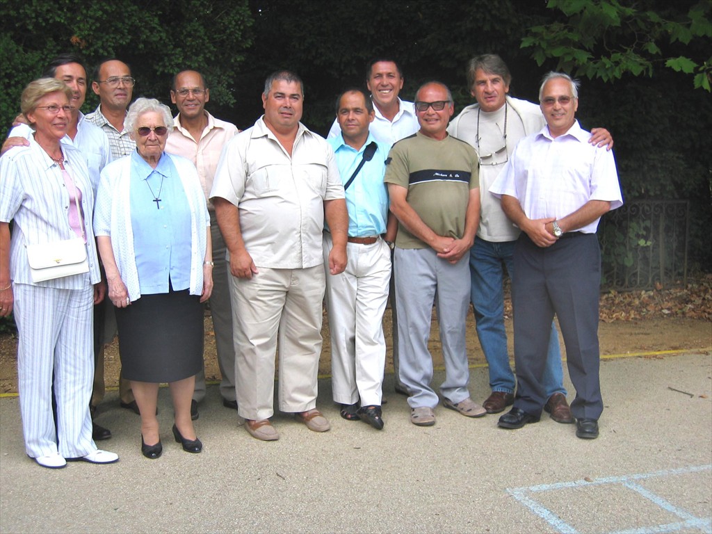 dijon-2005-40-ans-avec-soeur-marie-de-la-visitation-mdlv-devenue-soeur-bernadette